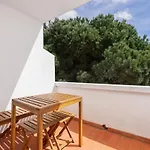 Apartamento Bright - 5min To The By Lovelystay